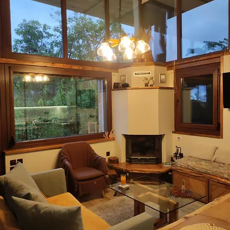 Herme's Hut 帕弗兰尼