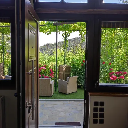 Herme's Hut * Pavliani